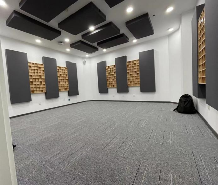 Case of soundproof room